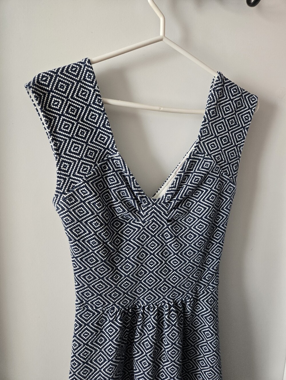 Anthropologie Postmark Matile Geometric Print Criss Cross Back Dress - Picture 4 of 10
